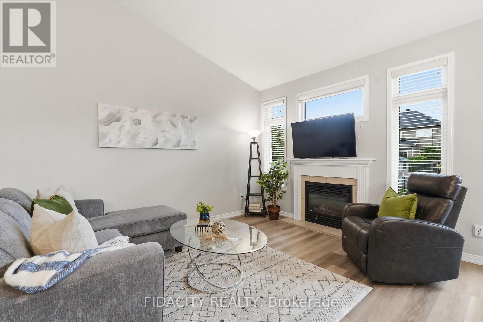 925 BURWASH LANDING LANDING, Ottawa. Luxury613. By Peter Sagos - Image 15