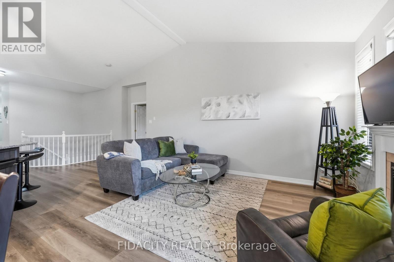 925 BURWASH LANDING LANDING, Ottawa. Luxury613. By Peter Sagos - Image 17