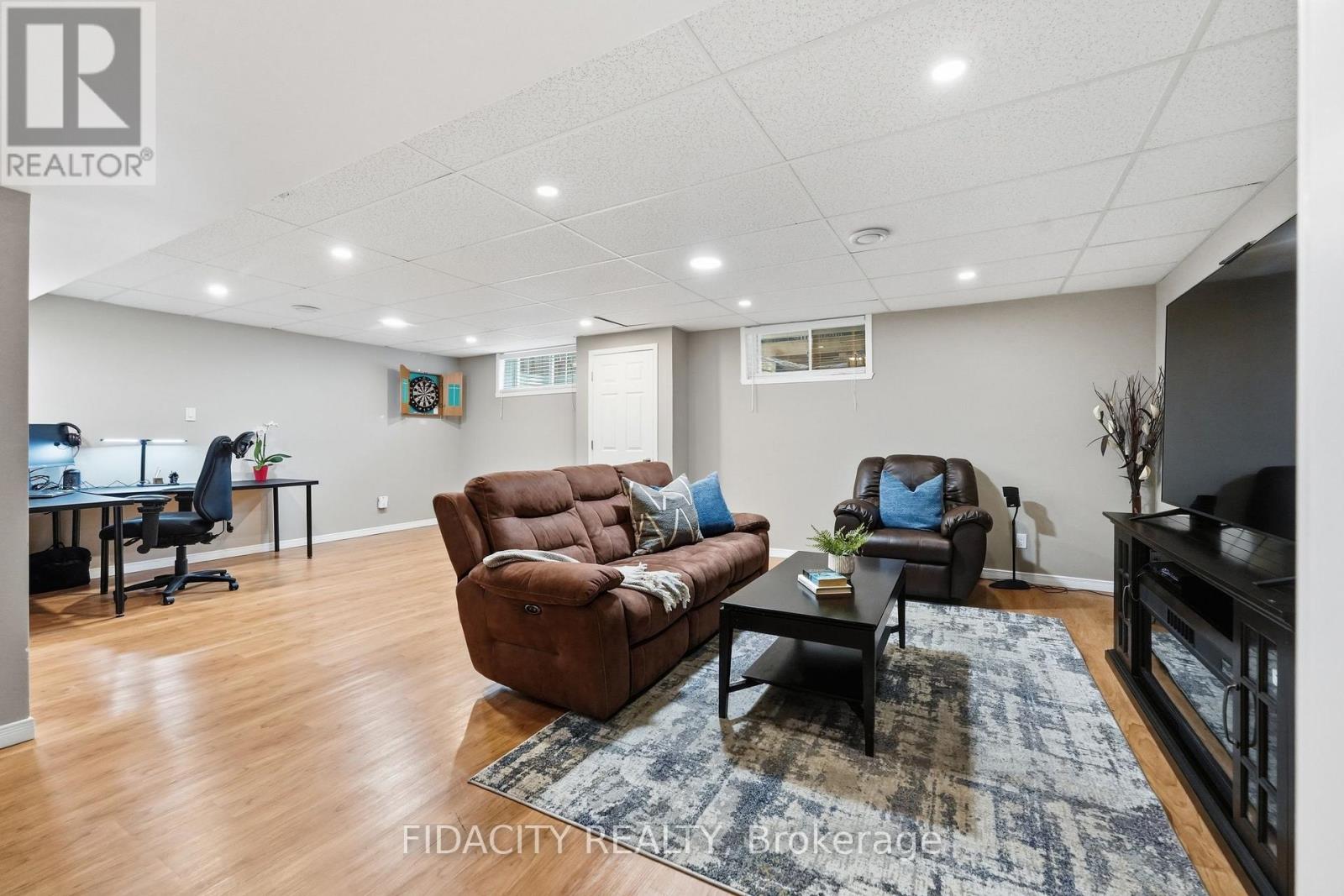 925 BURWASH LANDING LANDING, Ottawa. Luxury613. By Peter Sagos - Image 35