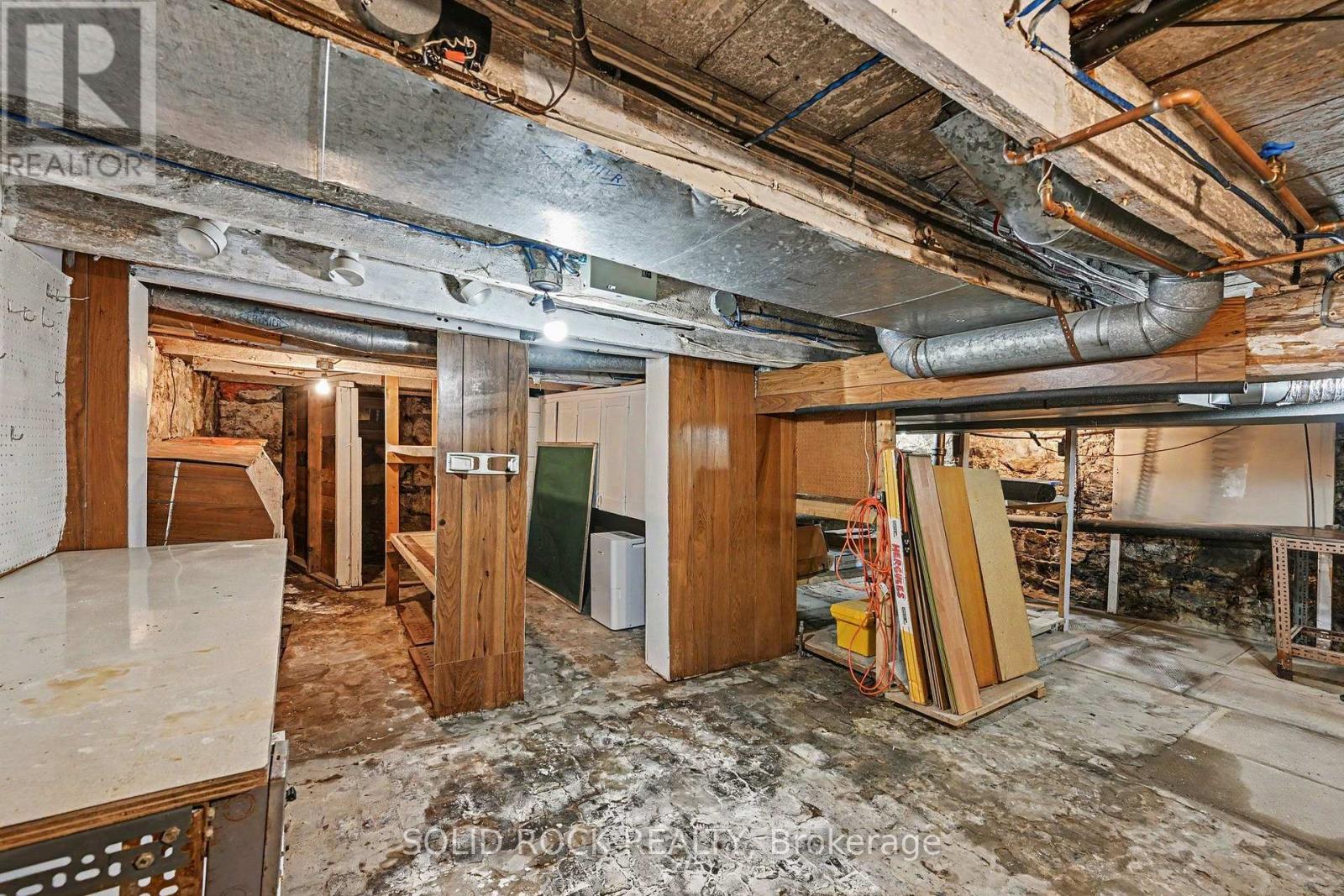 85 RENFREW AVENUE W - 22