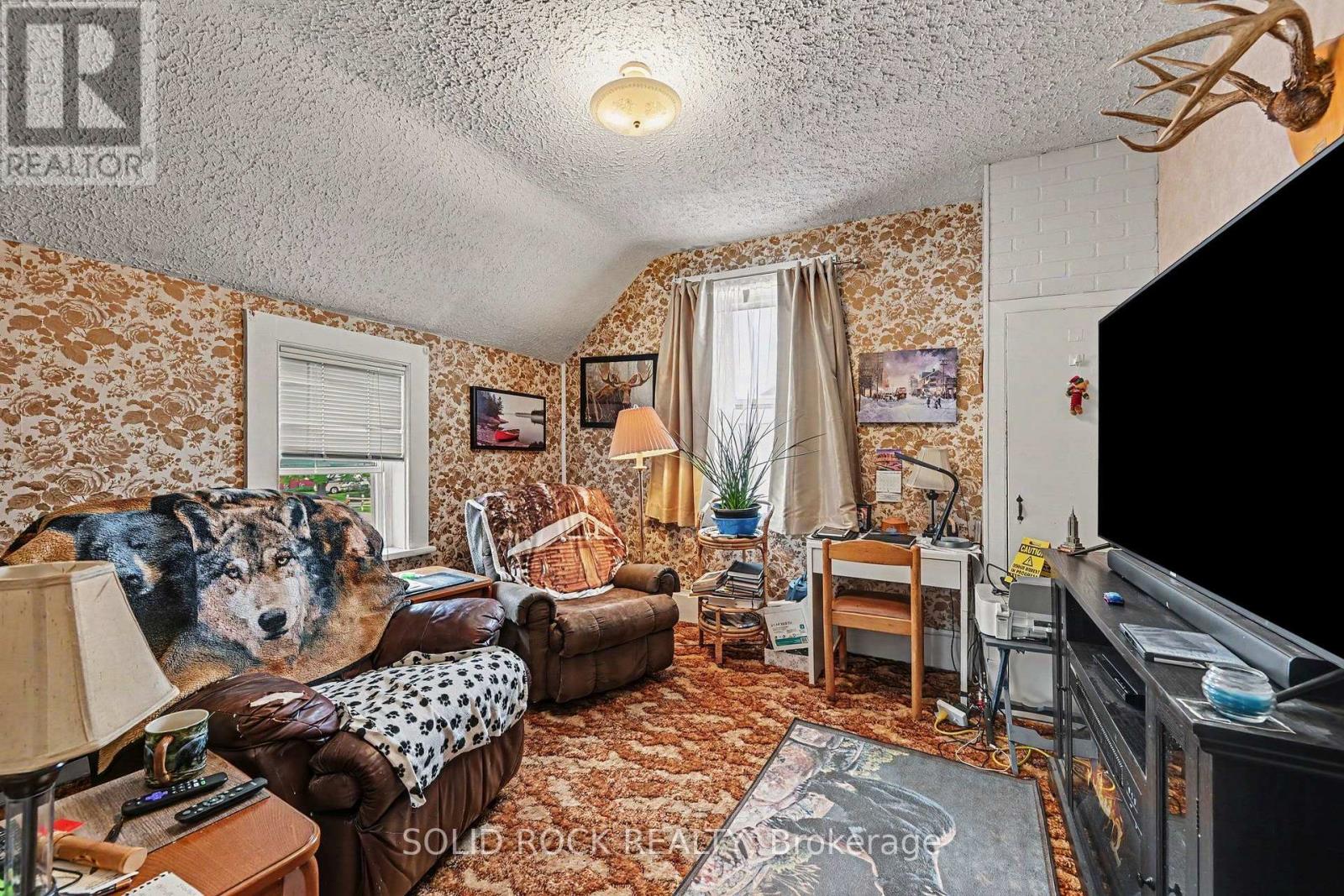 85 RENFREW AVENUE W - 31