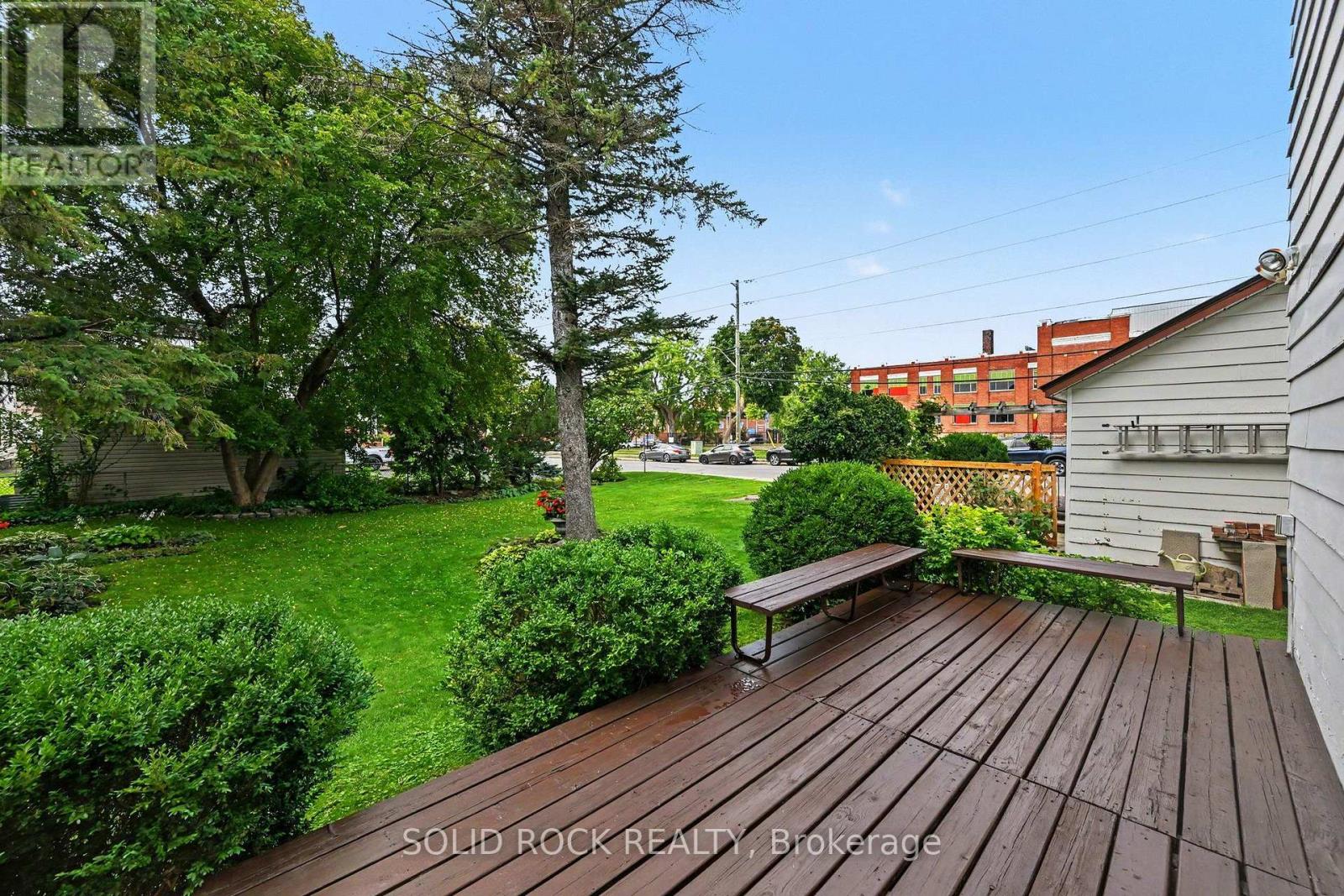 85 RENFREW AVENUE W - Image 4