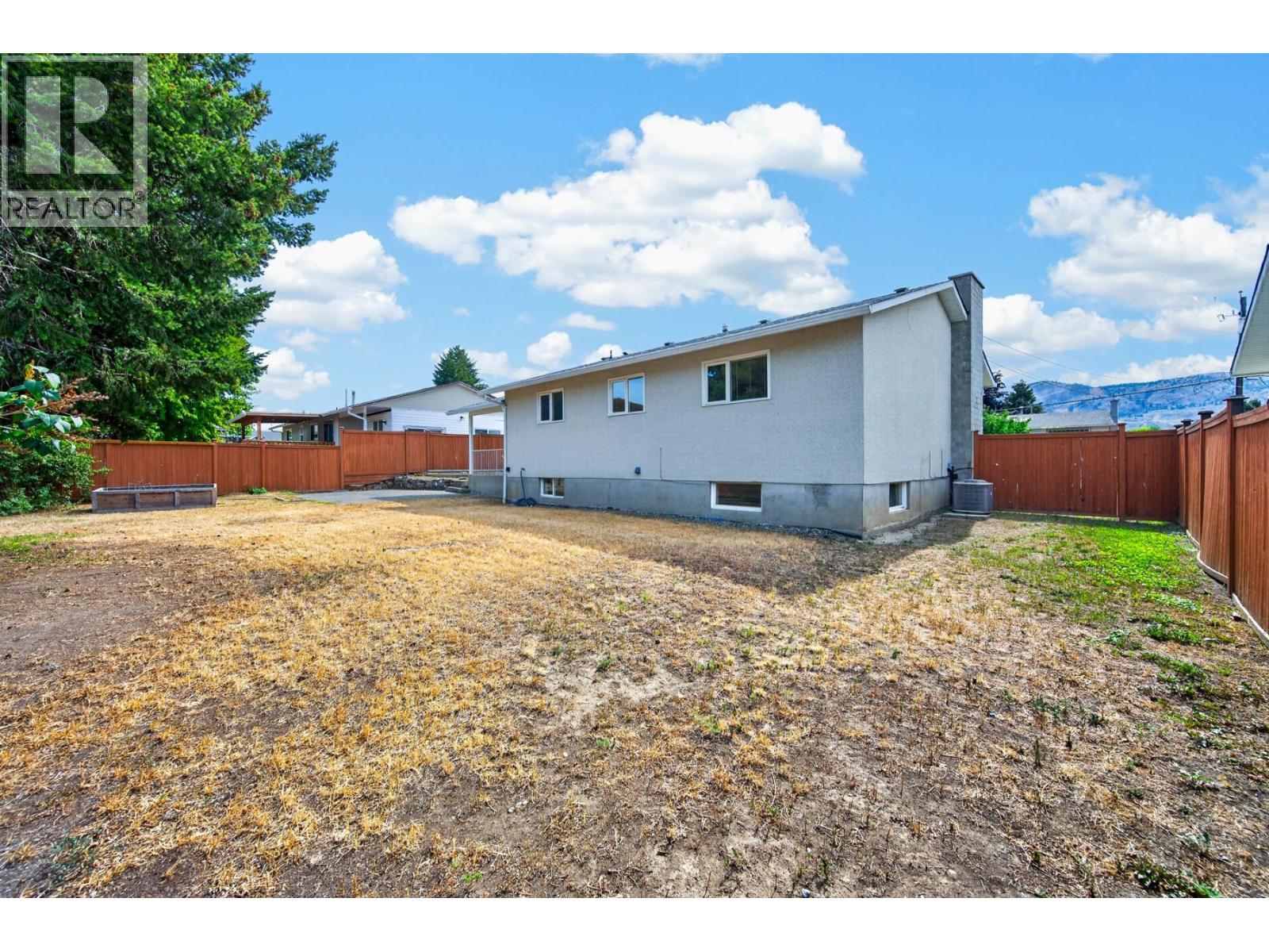 2640 Argyle Avenue - Image 31