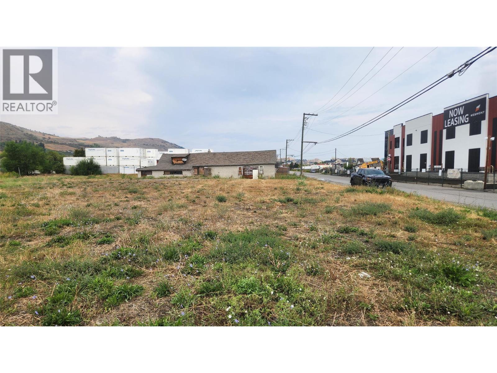 4600 4604 34 Street photo 3