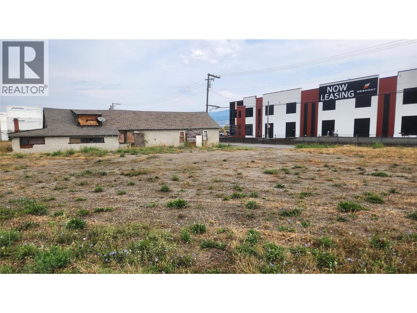 4600 4604 34 Street photo 4