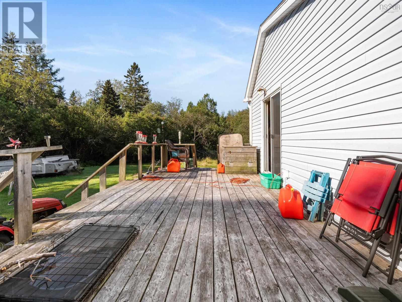 4668 Highway 242 - Image 10