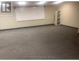 360 King Street W, Oshawa, ON L1J2J9 Photo 9