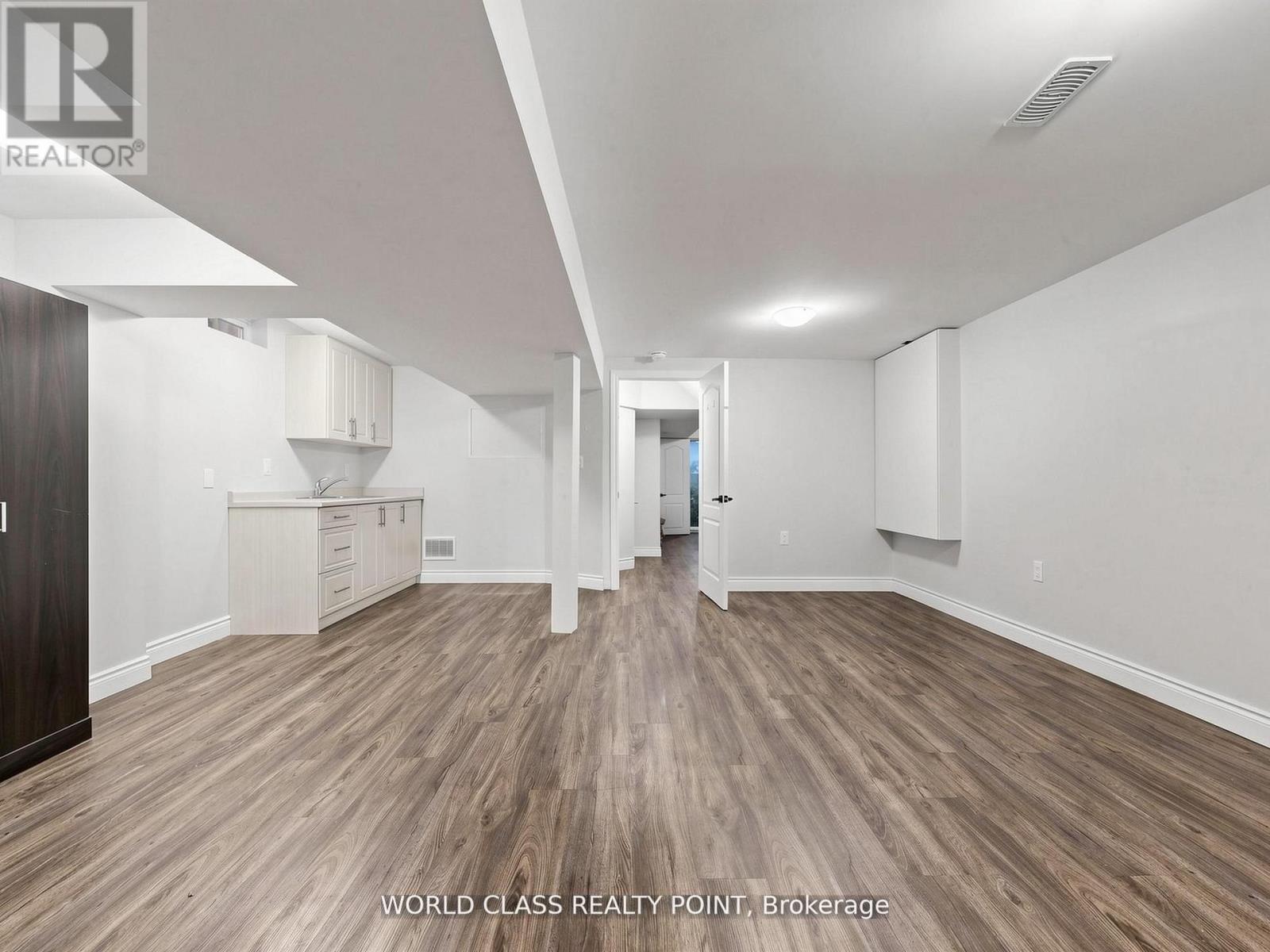 1638 NORWILL CRESCENT - 35