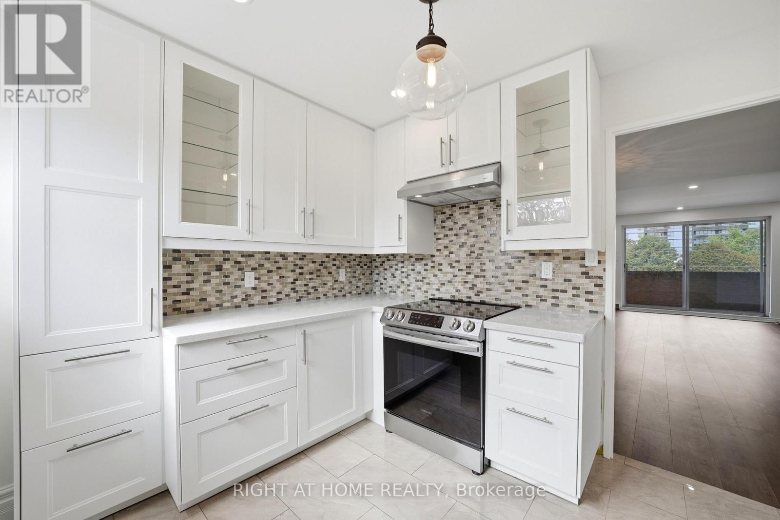 #66 91 MUIR DRIVE - 21