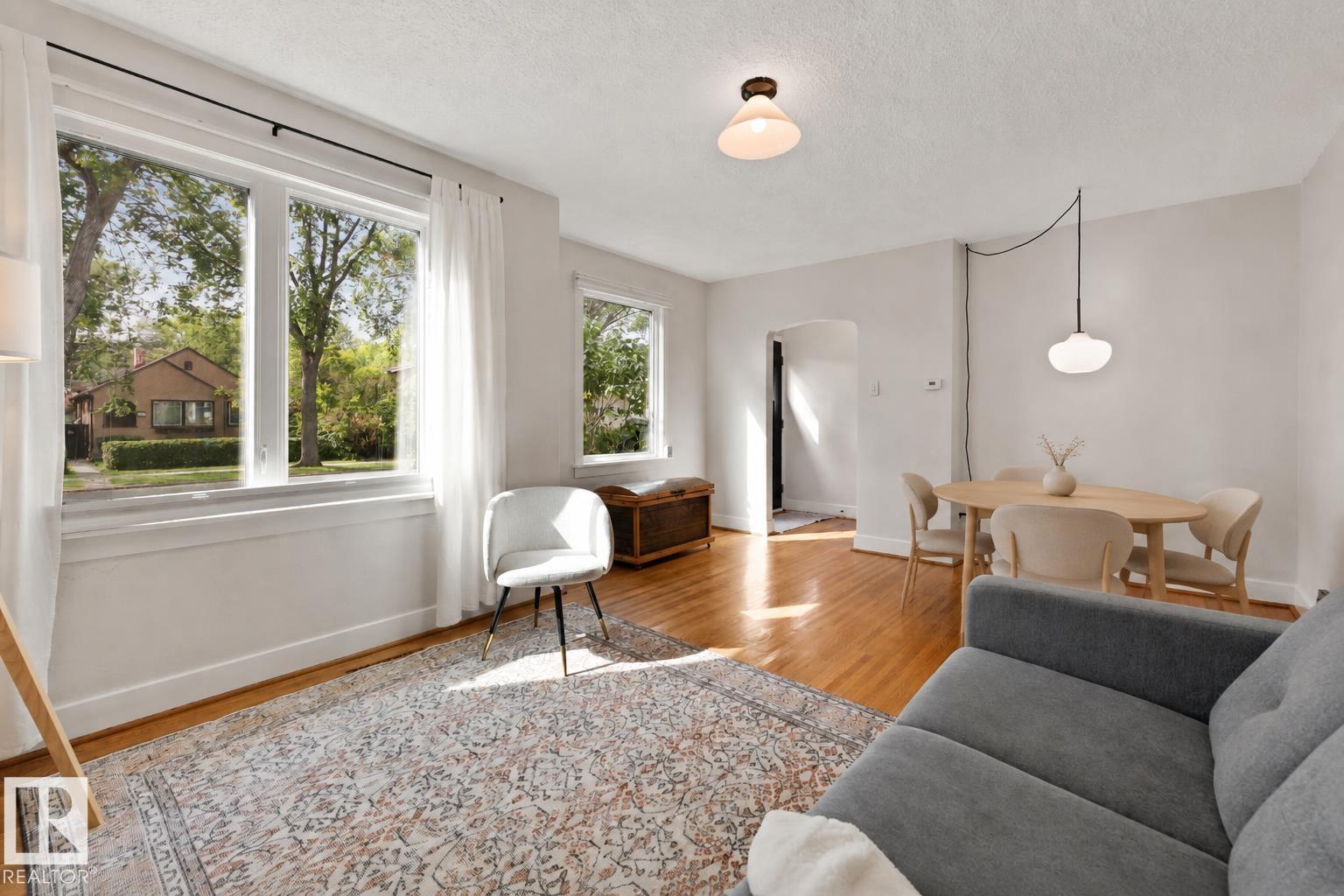 11623 123 ST NW - 8