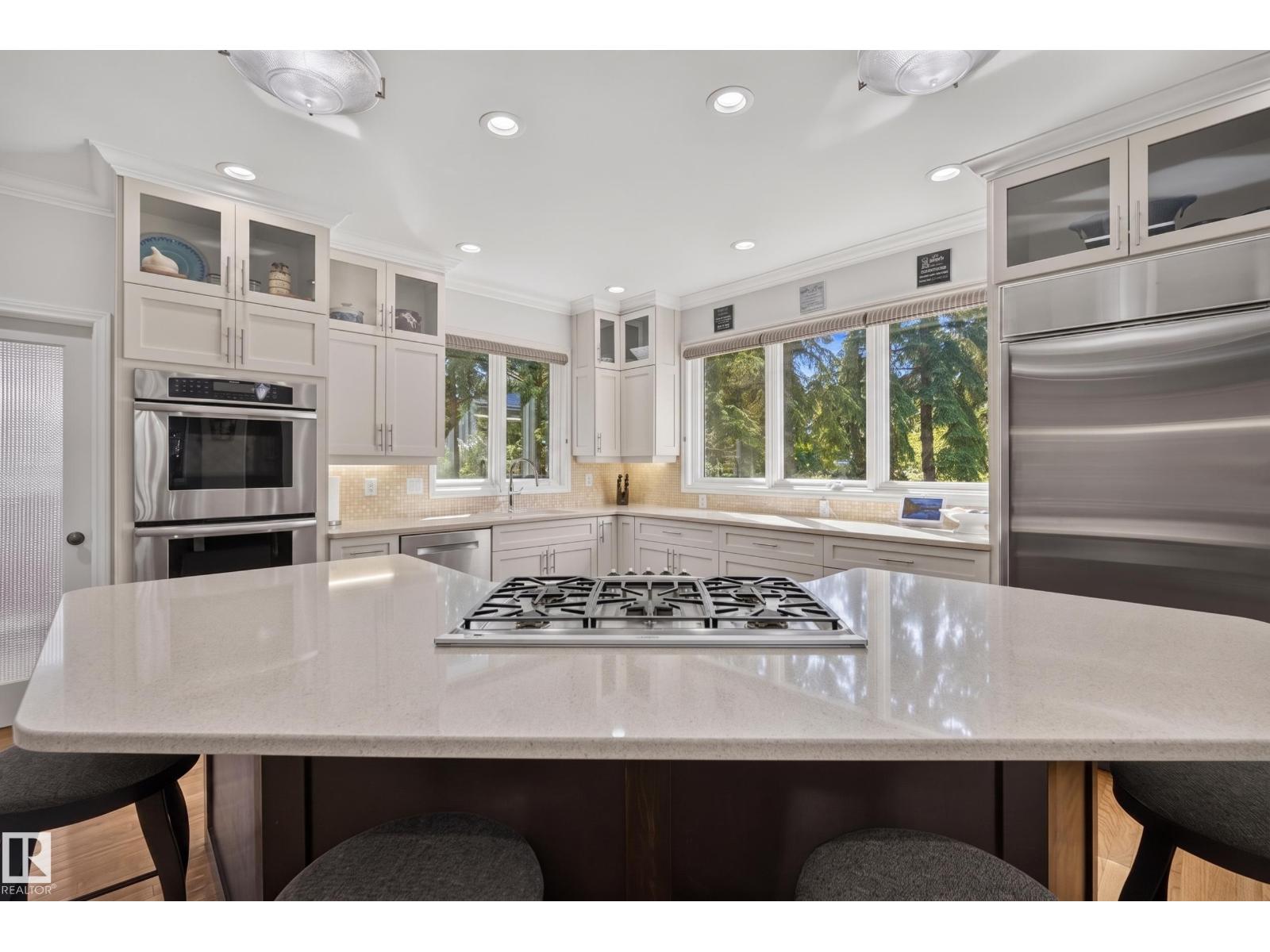 201 ESTATE DR - Image 13