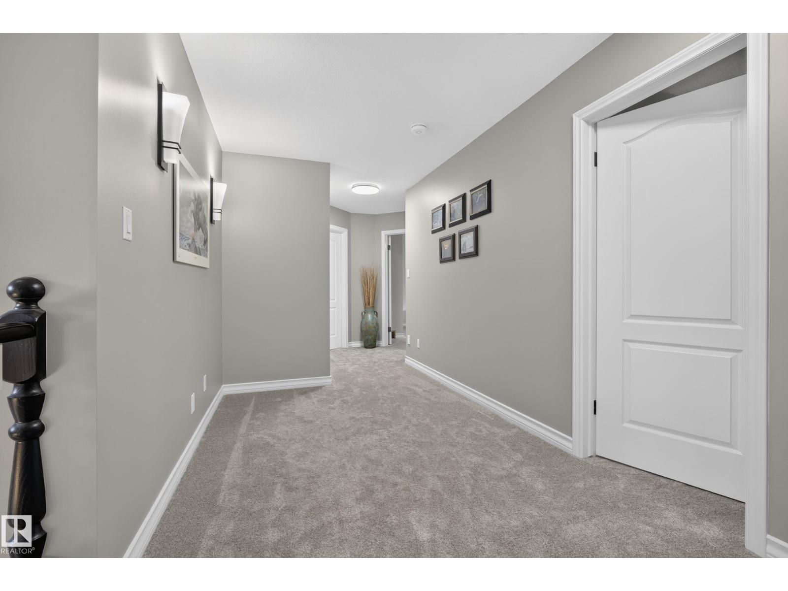 201 ESTATE DR - Image 32