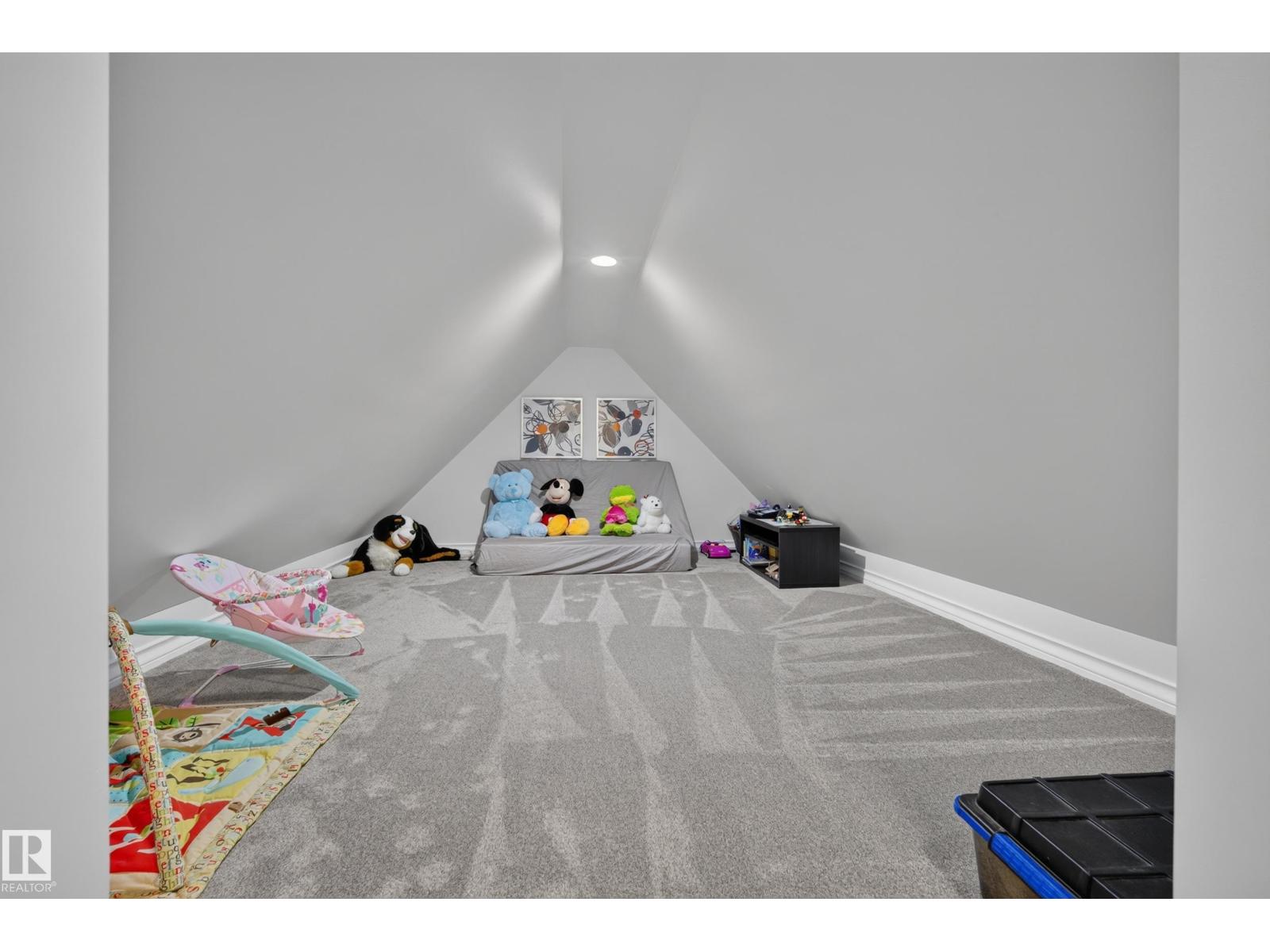 201 ESTATE DR - Image 36