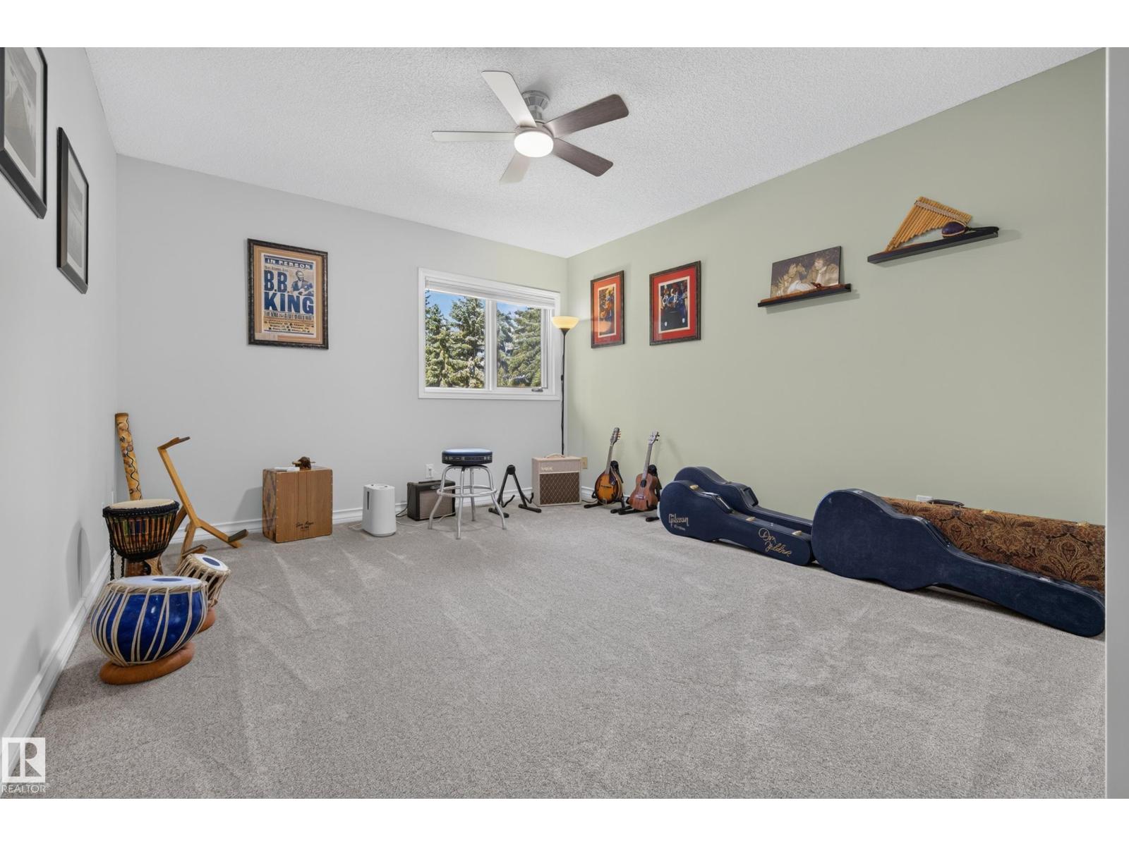 201 ESTATE DR - Image 39