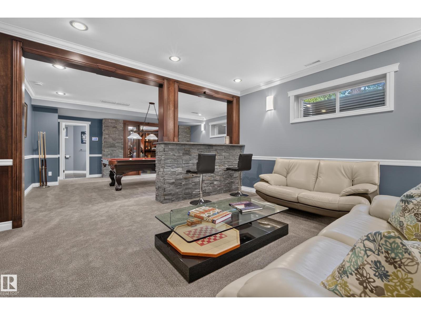 201 ESTATE DR - Image 46