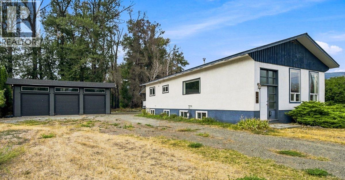 1401 Chapman Street - 1