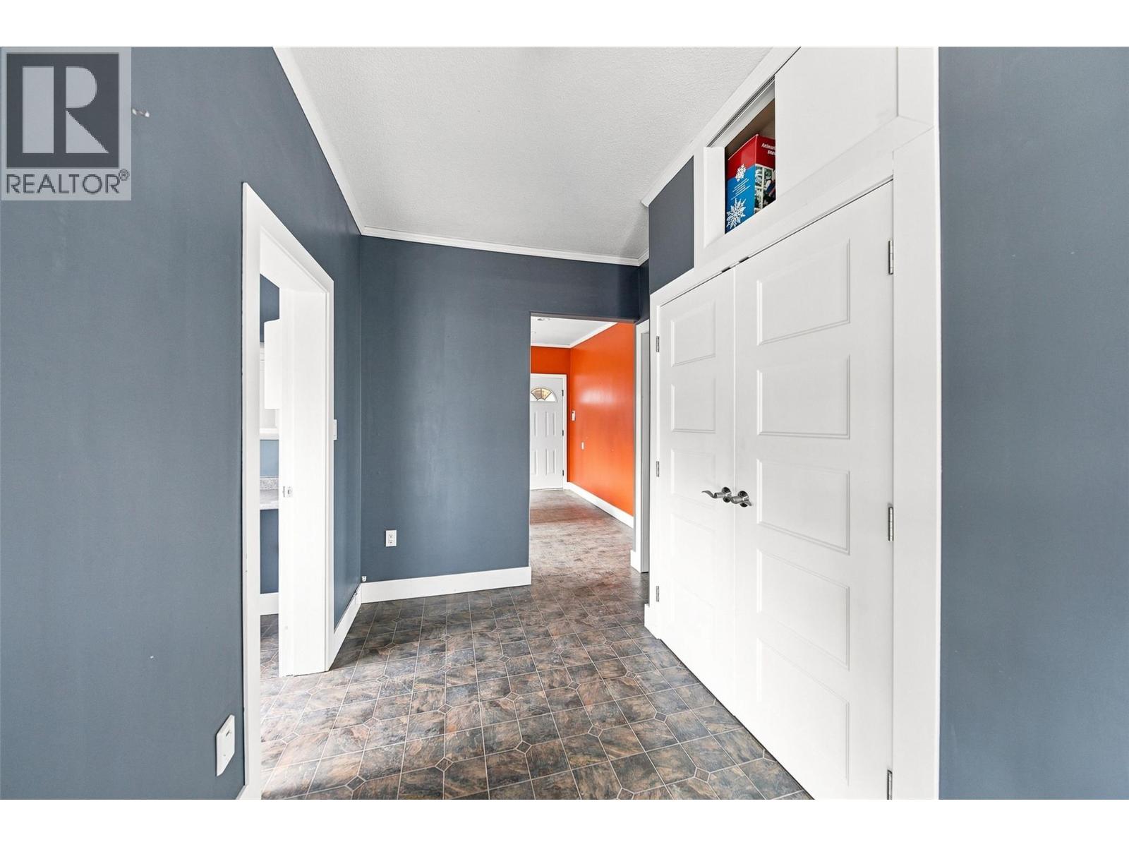 1401 Chapman Street - Image 12