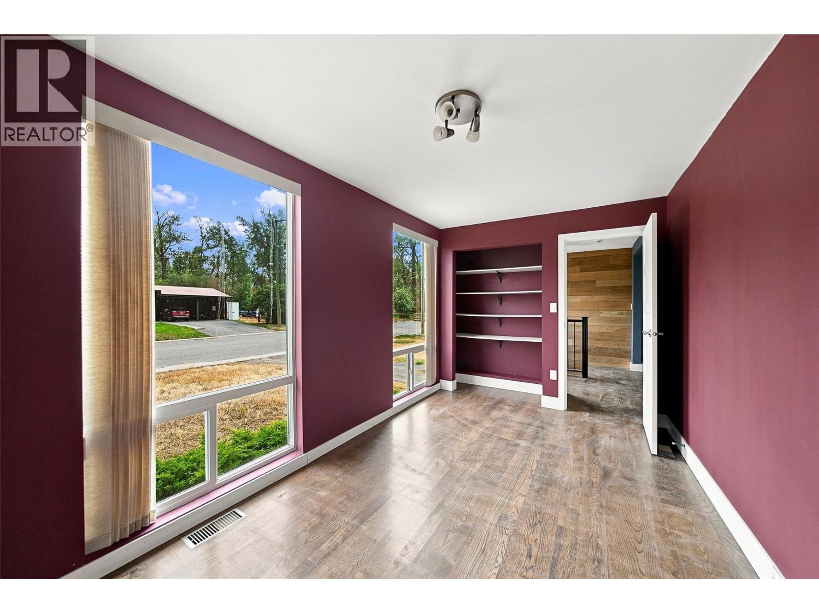 1401 Chapman Street - Image 6