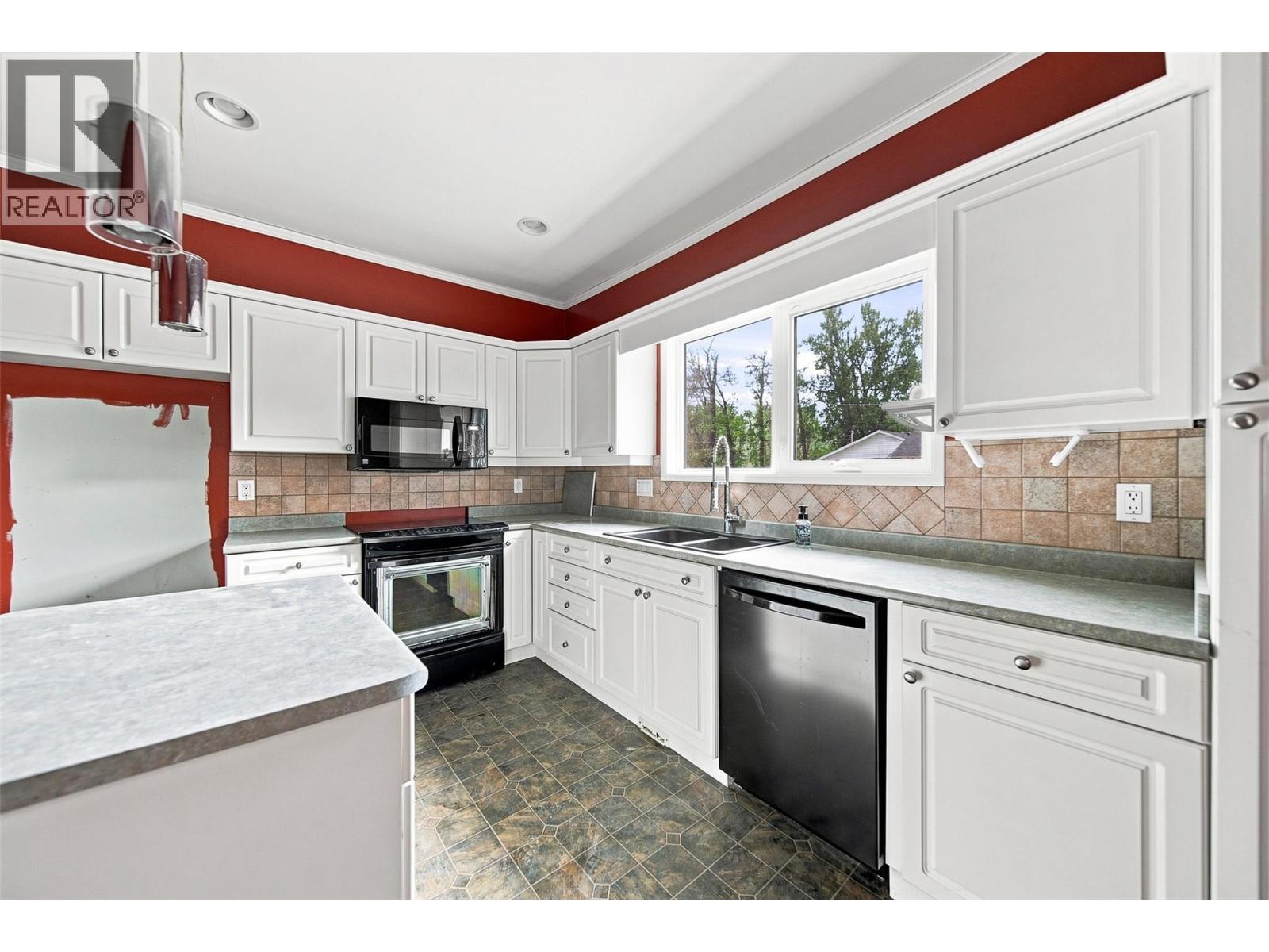 1401 Chapman Street - Image 22