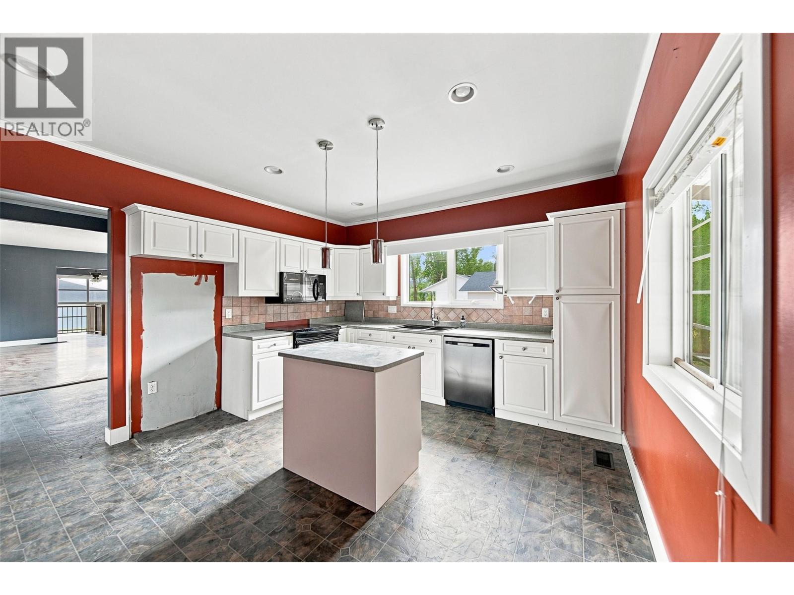 1401 Chapman Street - Image 21