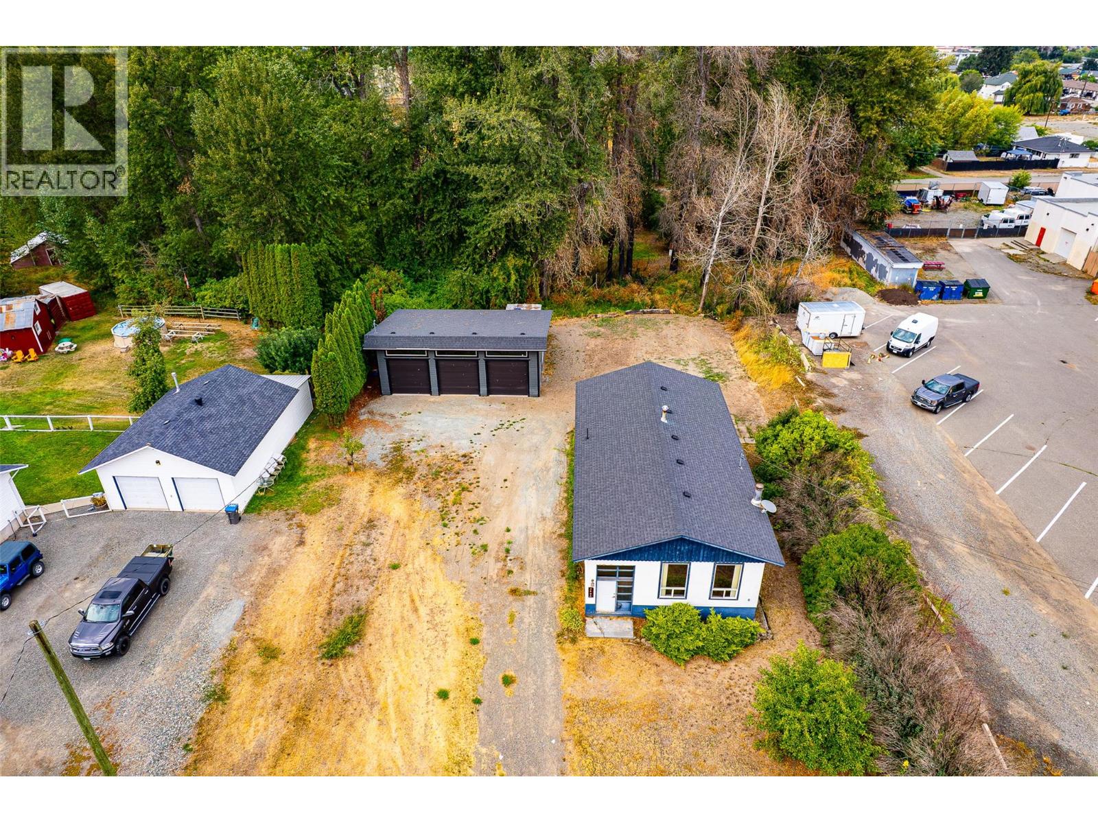 1401 Chapman Street - 70