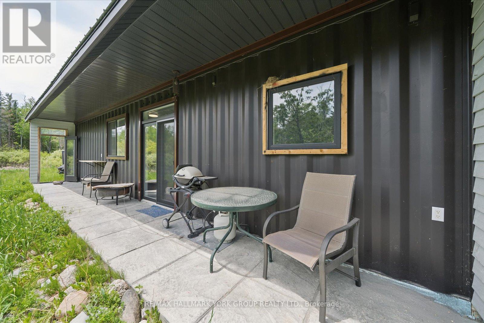 755 COUNTRY LANE - Image 6
