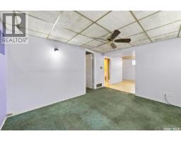 2204 Lorne Avenue, Saskatoon, SK S7J0R9 Photo 29