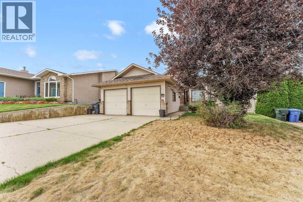 10 Redwood Place SE, Medicine Hat, Alberta, T1B4A1
