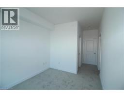 Great room - 450 Dundas Street E Unit# 402, Waterdown, ON L8B1Z2 Photo 7