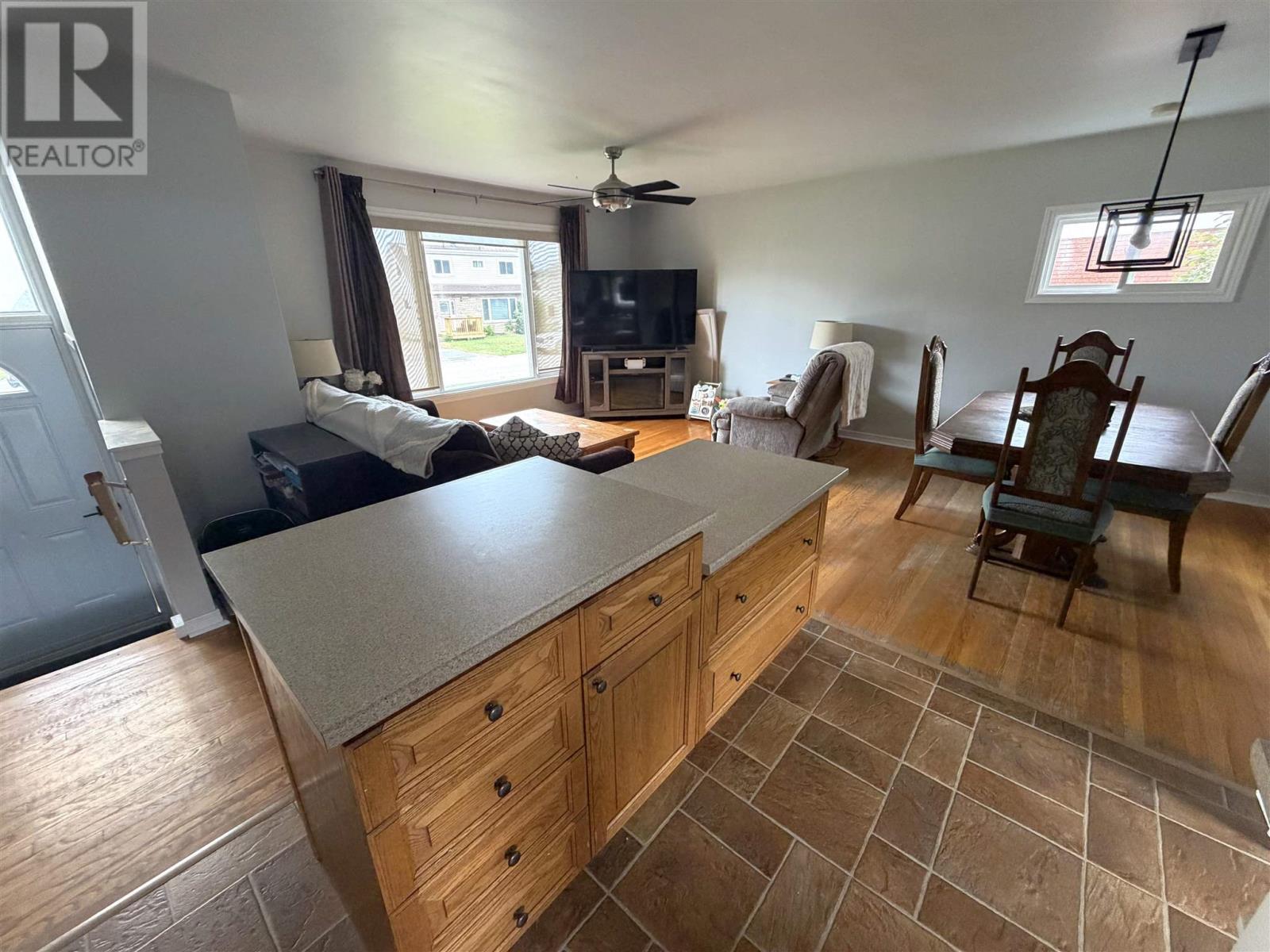 29 Birch RD - Image 9