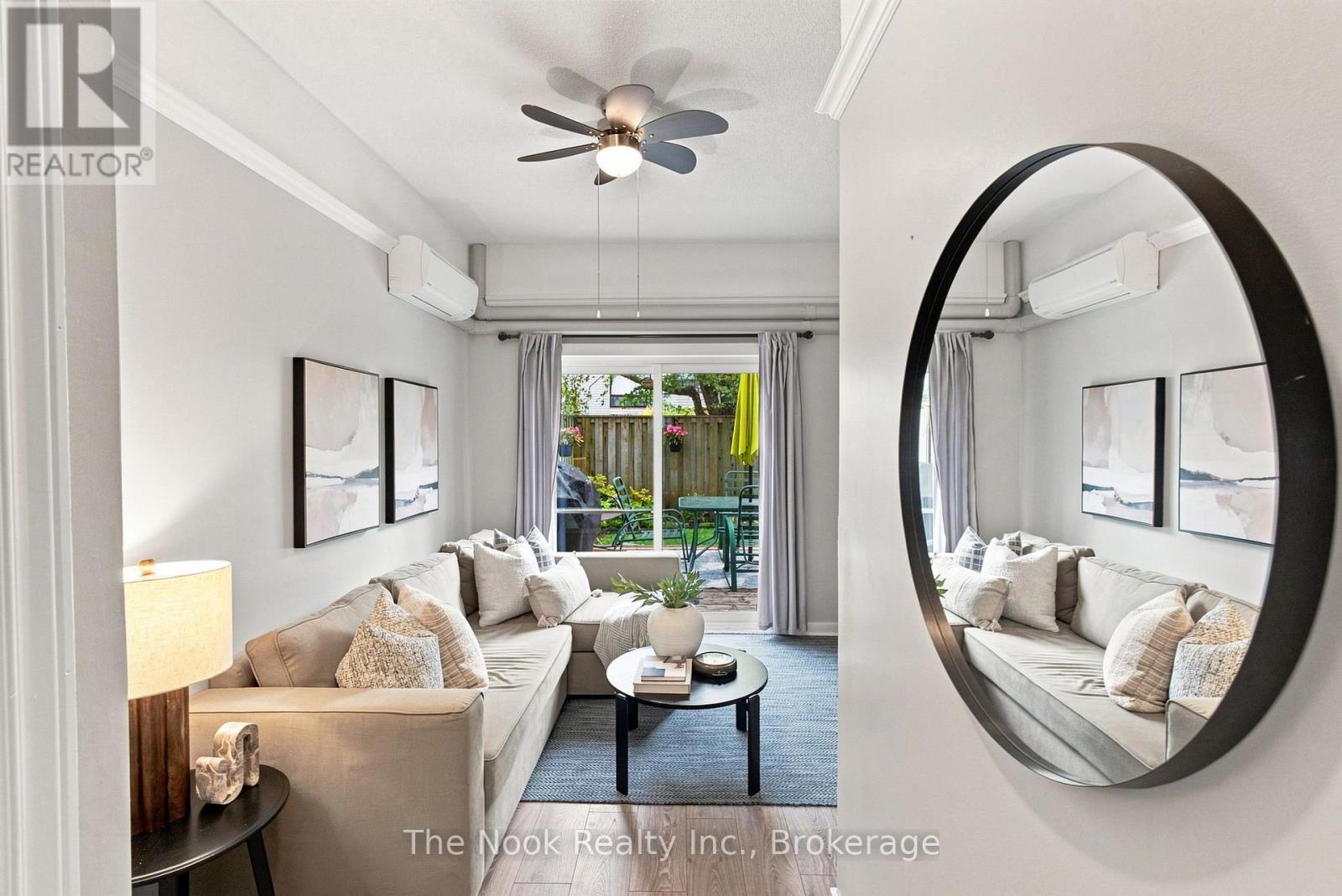 27 THE BRIDLE PATH - 14
