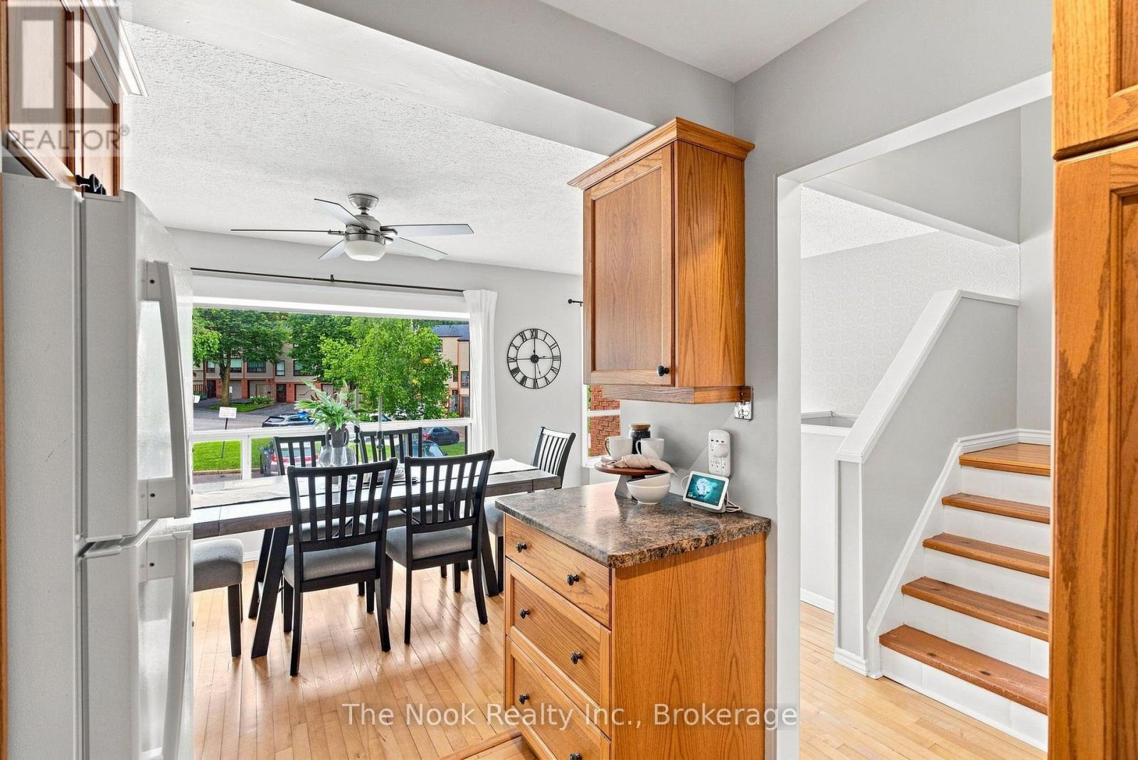27 THE BRIDLE PATH - 28