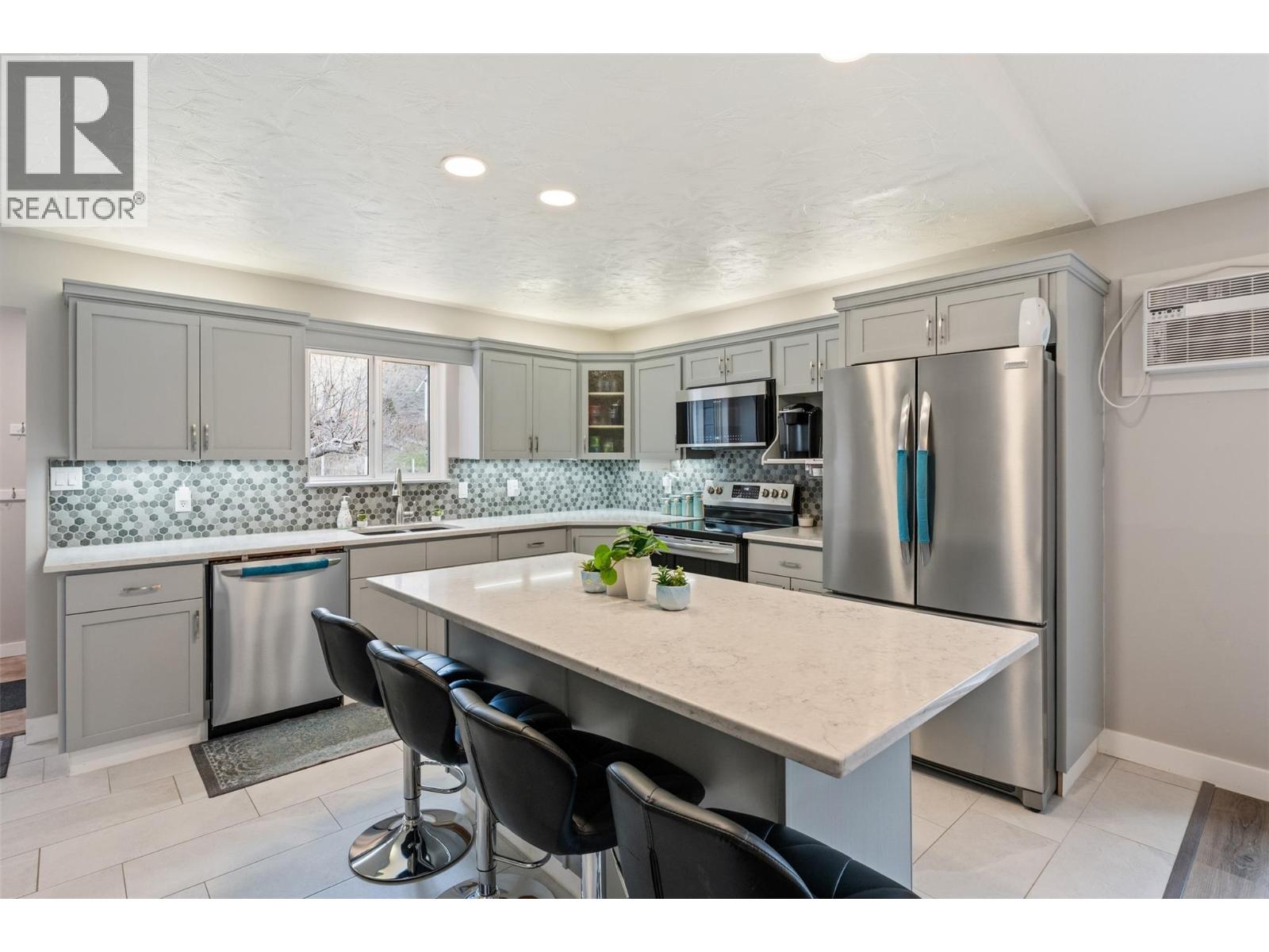 2616 Middle Bench Road - 2