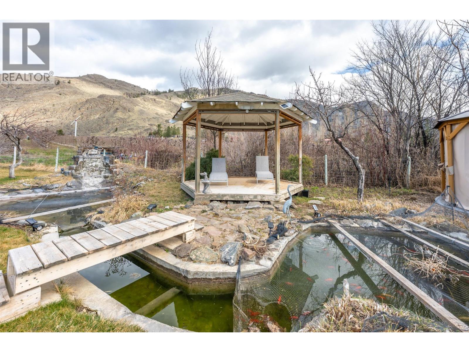 2616 Middle Bench Road, Keremeos