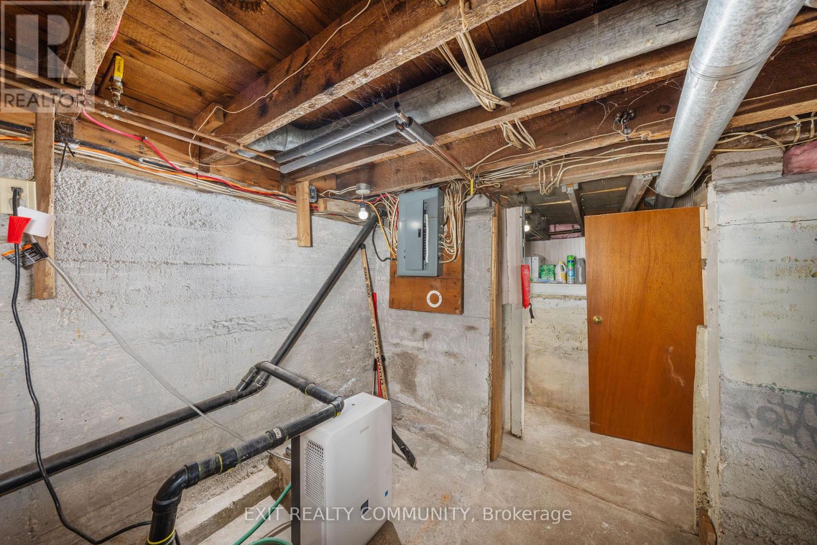 20 WHARNCLIFFE ROAD S - Image 47