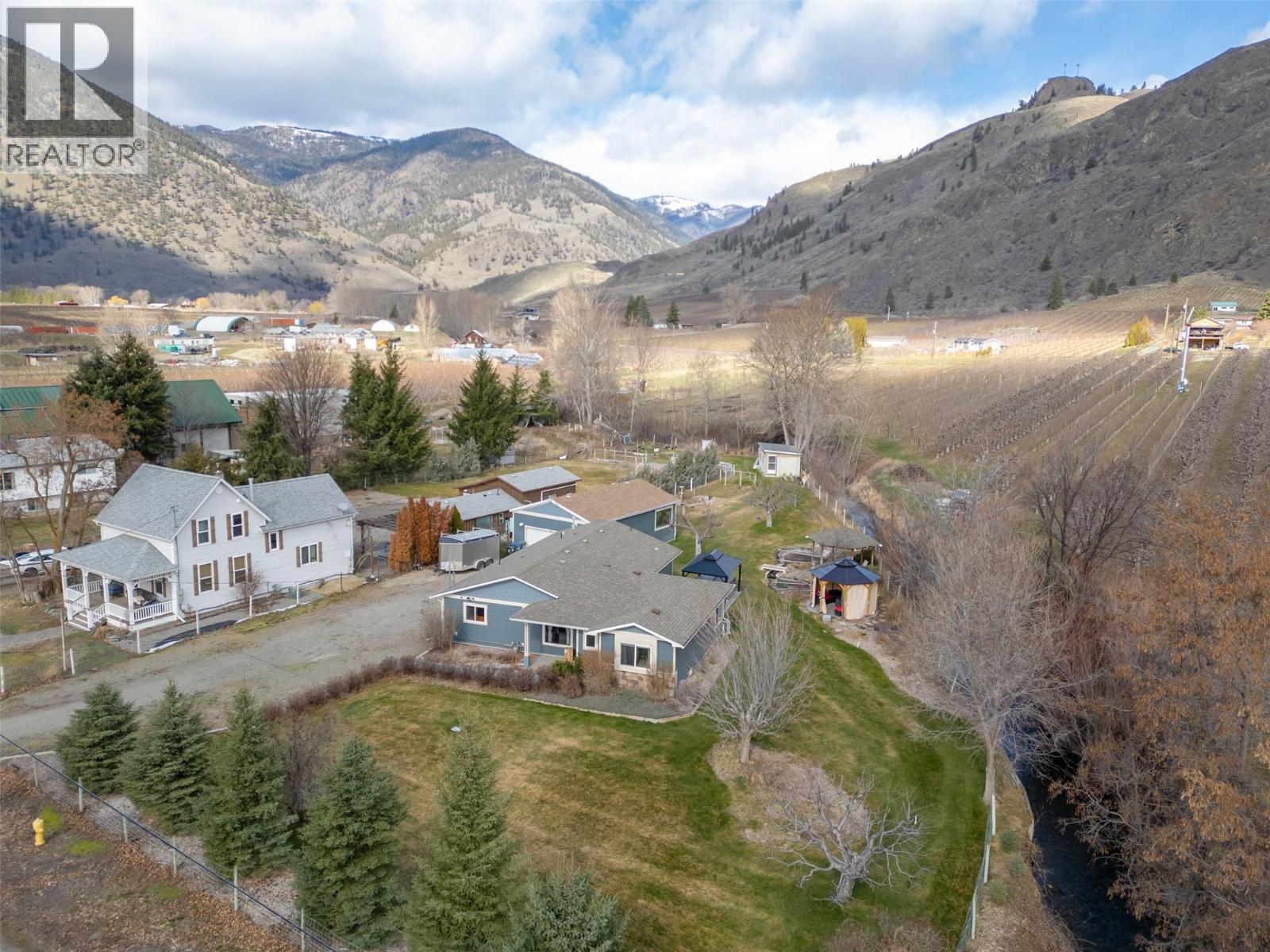 2616 Middle Bench Road, Keremeos
