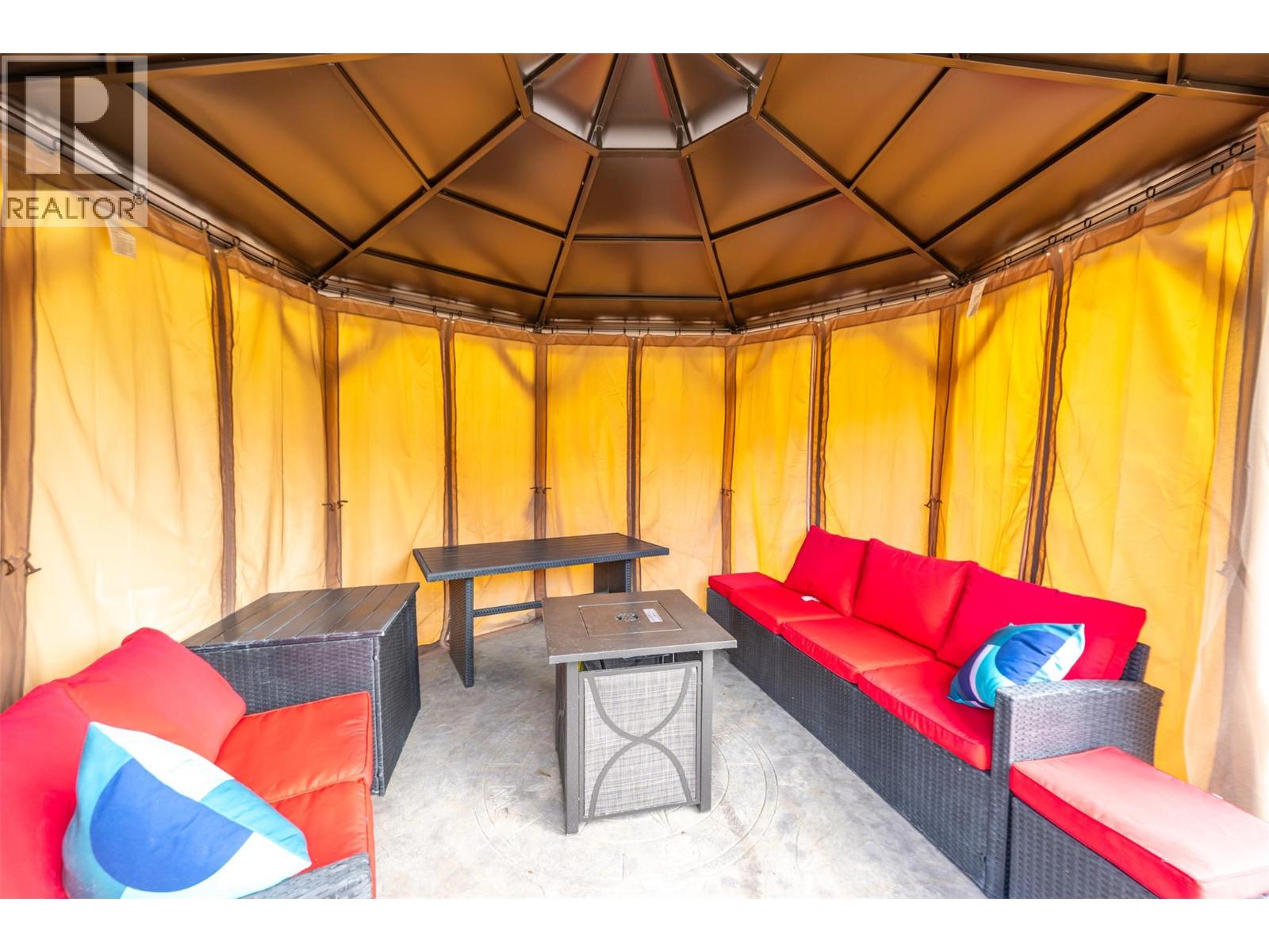 2616 Middle Bench Road, Keremeos