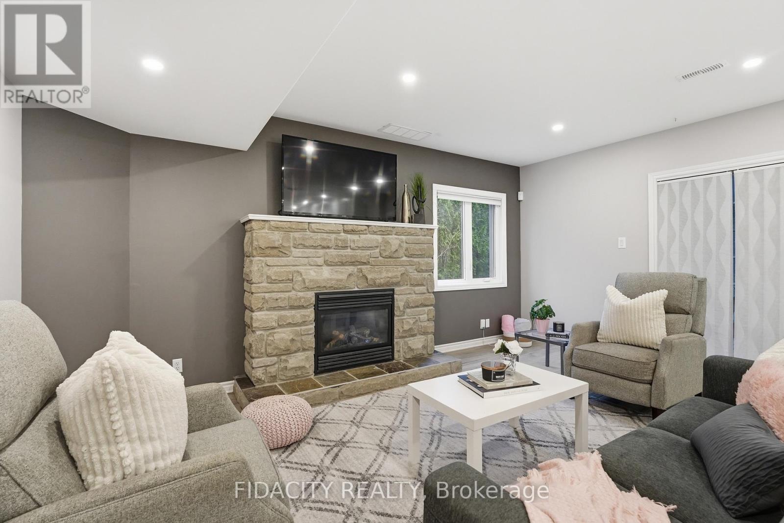 101 SENTINEL PINE WAY - Image 30