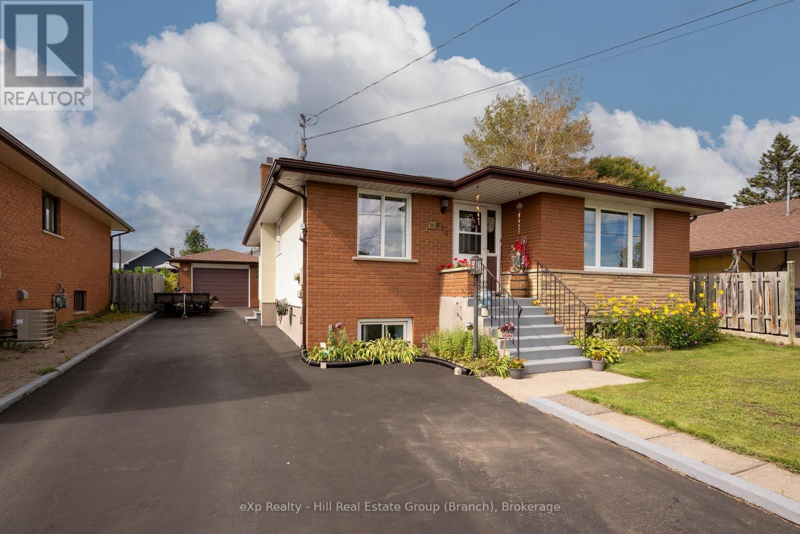 520 DUBLIN AVENUE - 1