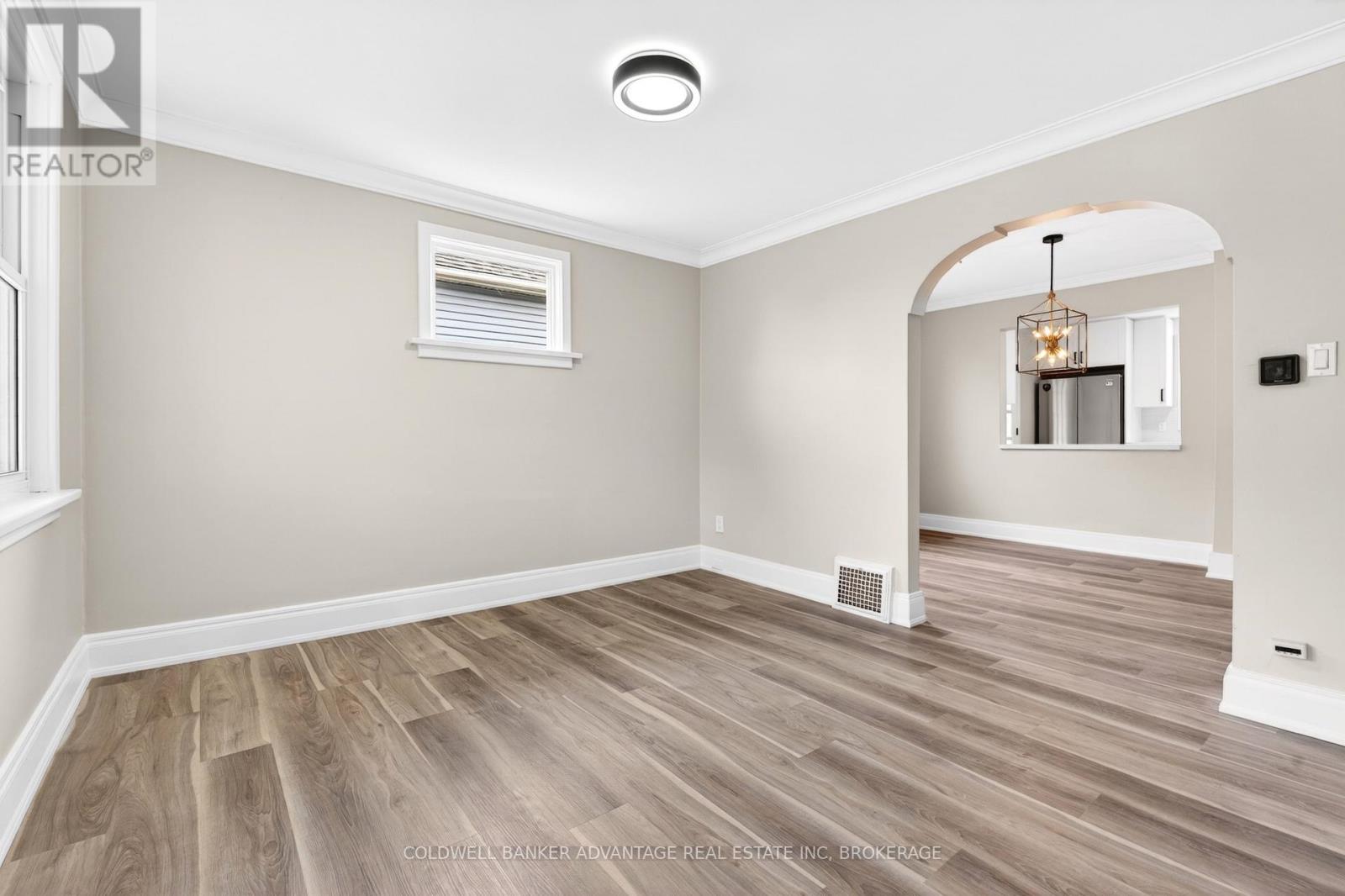 7 BATTLE STREET - Image 10