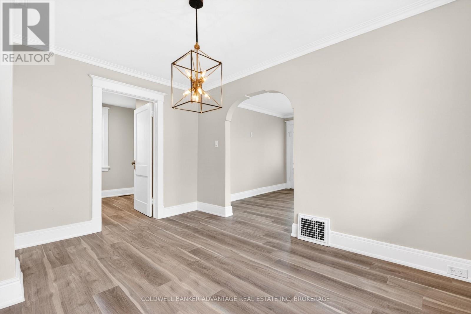 7 BATTLE STREET - 13