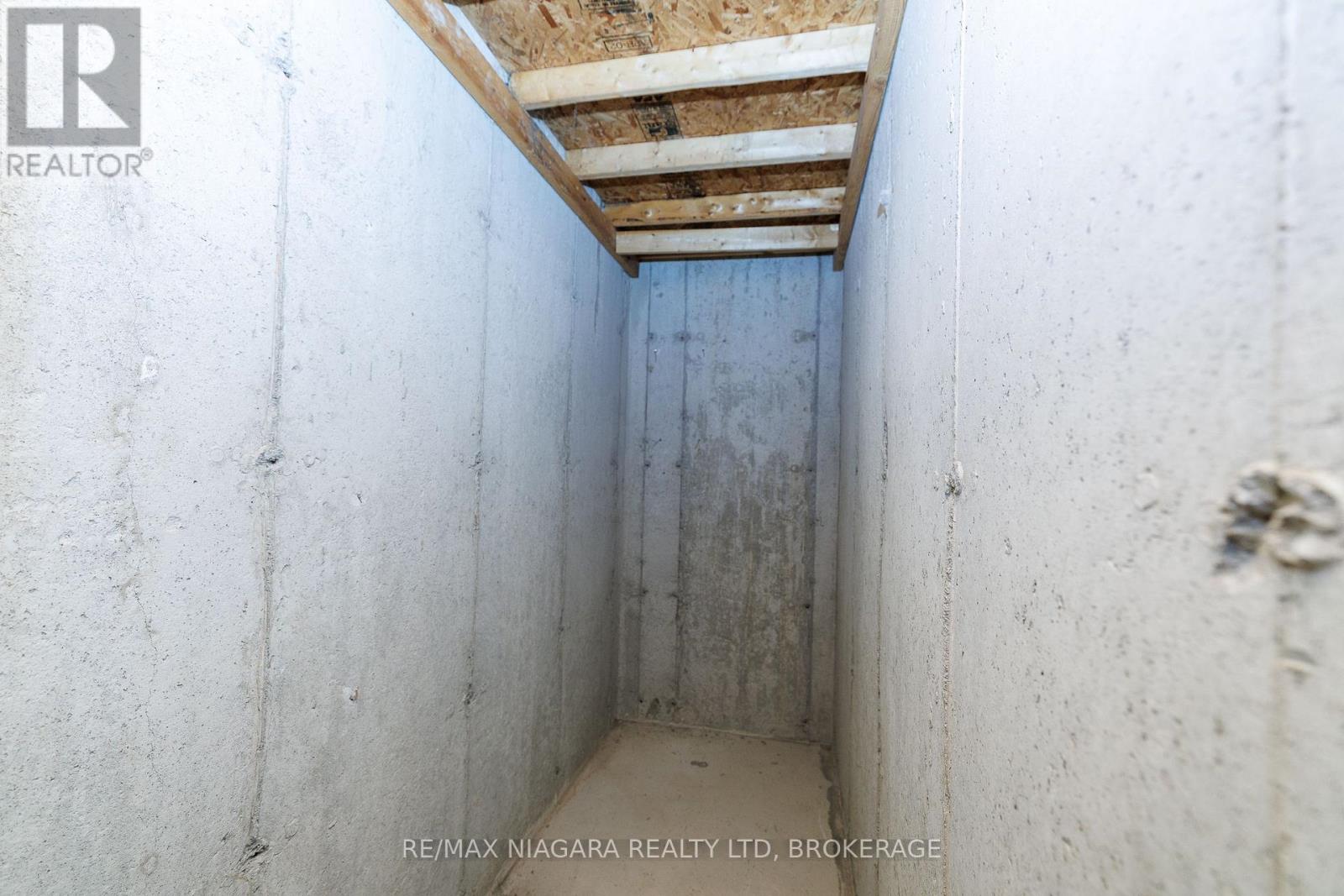 #8 3300 MONTROSE ROAD - Image 27