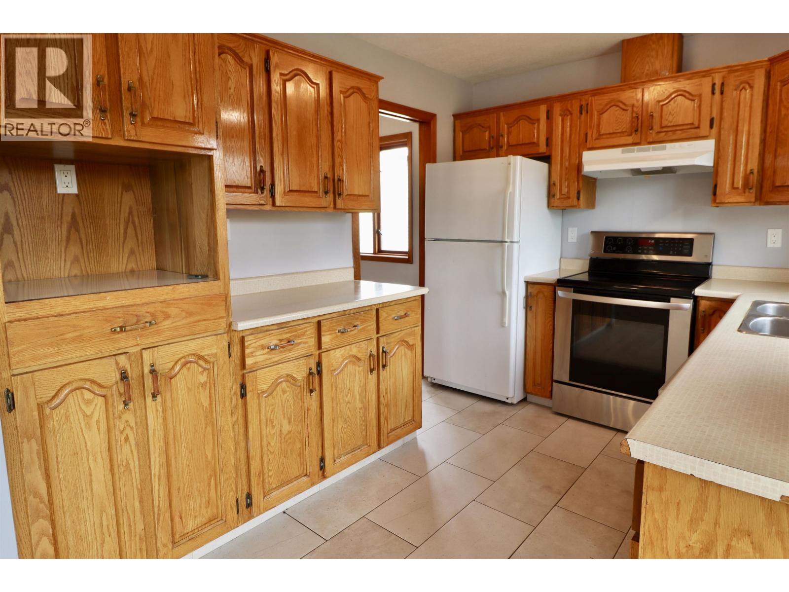 438 CARRIER PLACE - 7