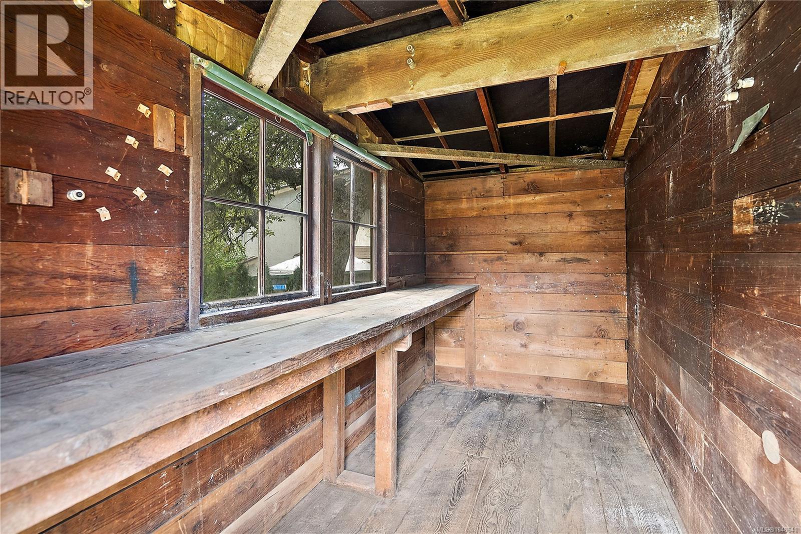  813 Portage Road, Saanich
