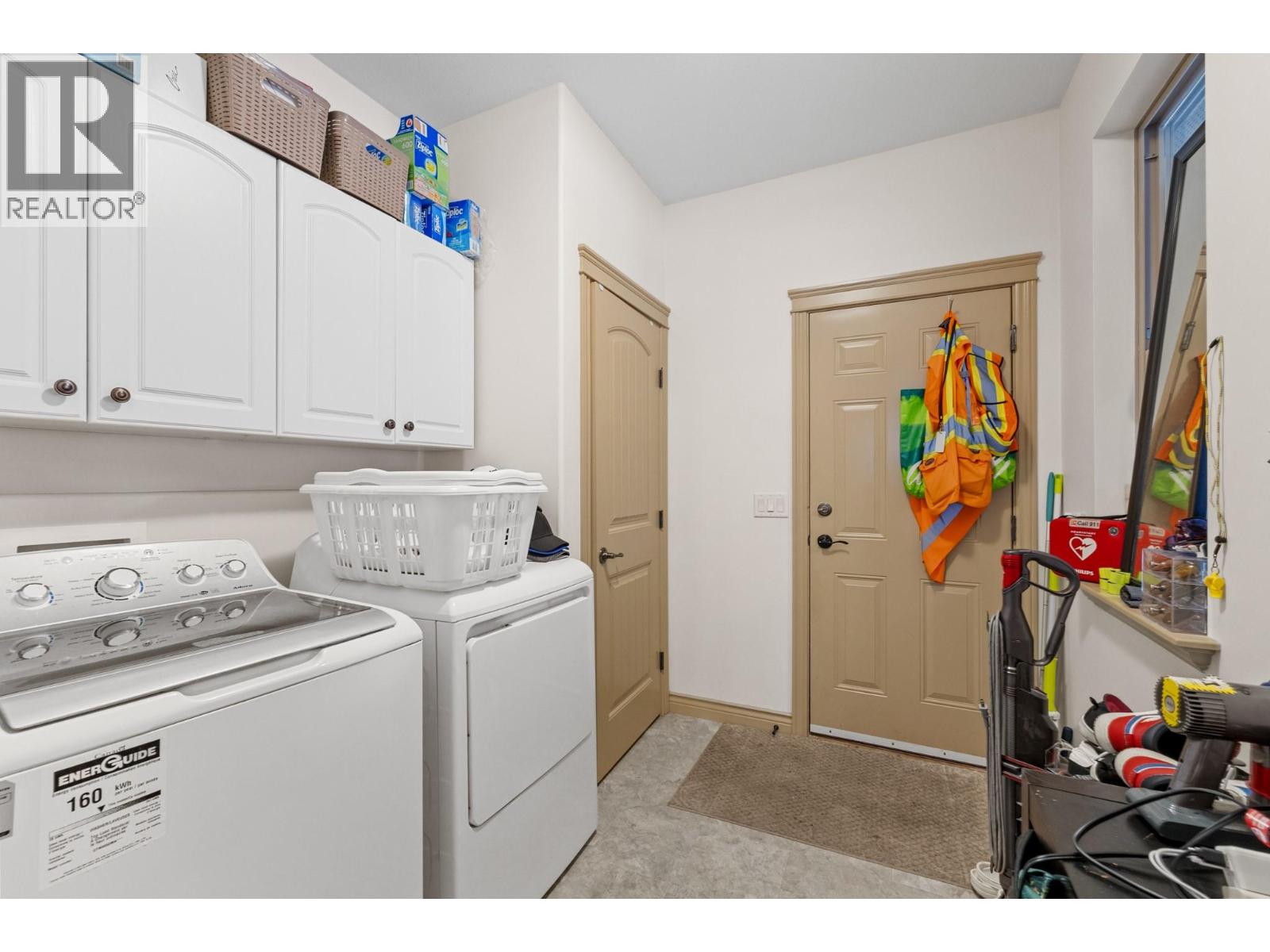  5438 Farron Street, Kelowna