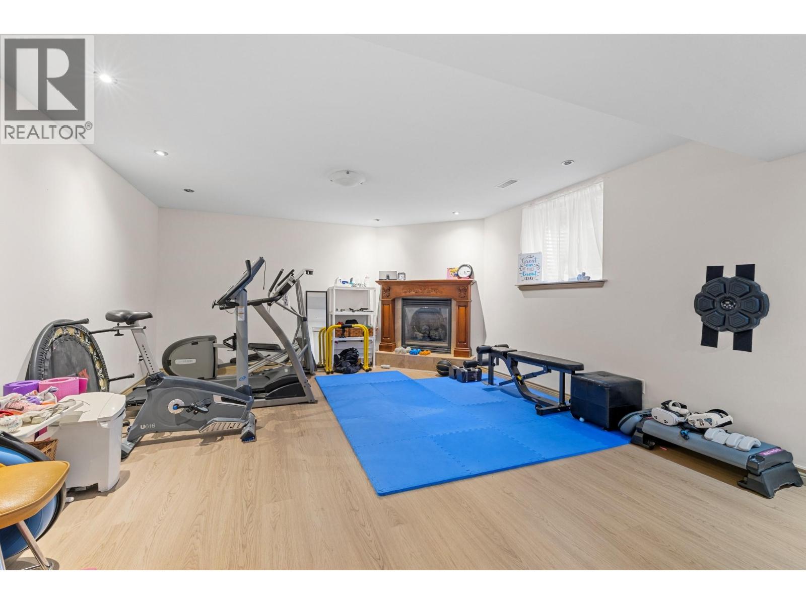  5438 Farron Street, Kelowna
