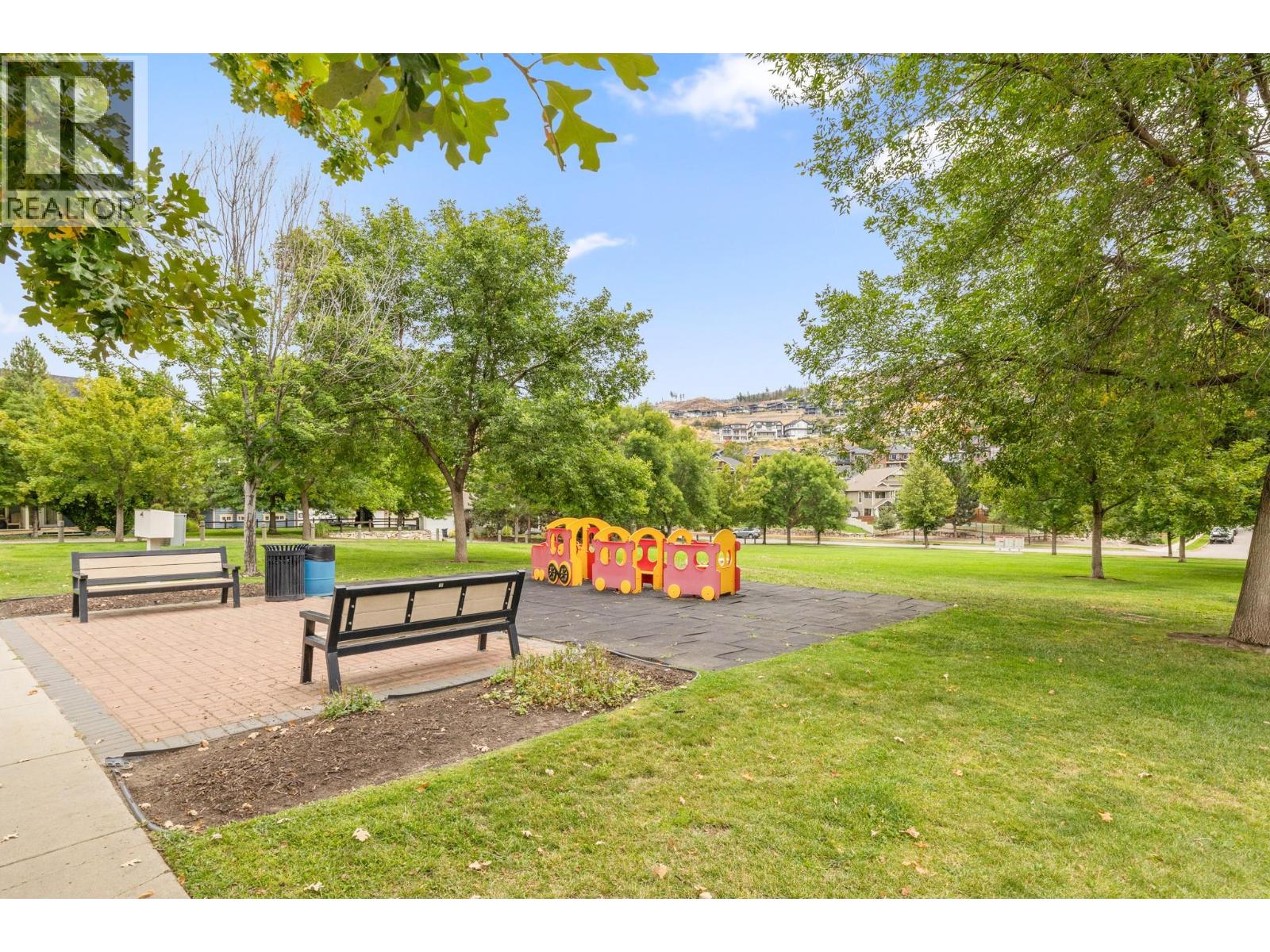  5438 Farron Street, Kelowna