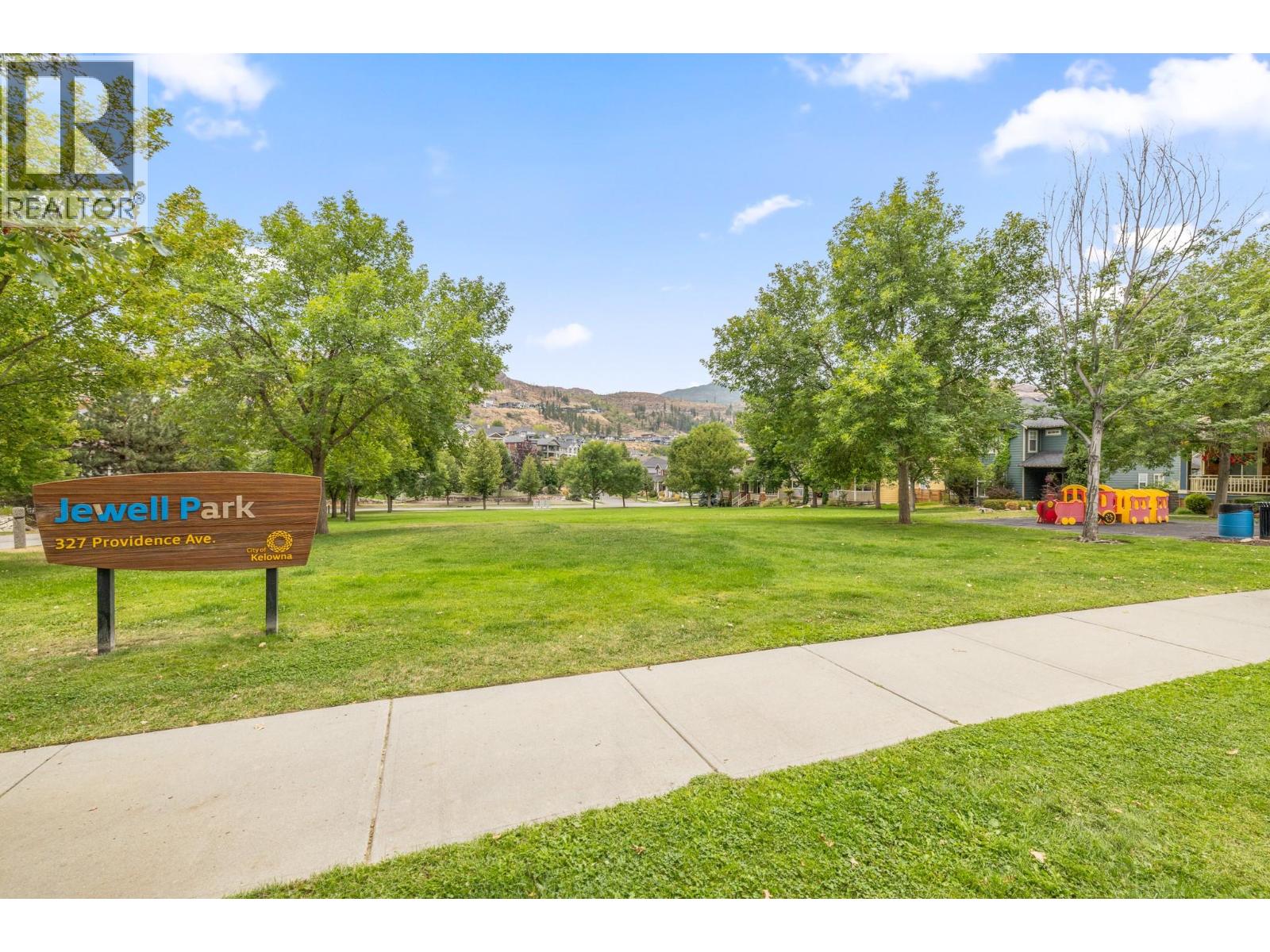  5438 Farron Street, Kelowna