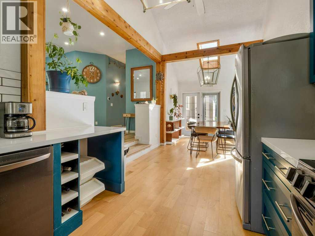 633 7 Street S - Image 14