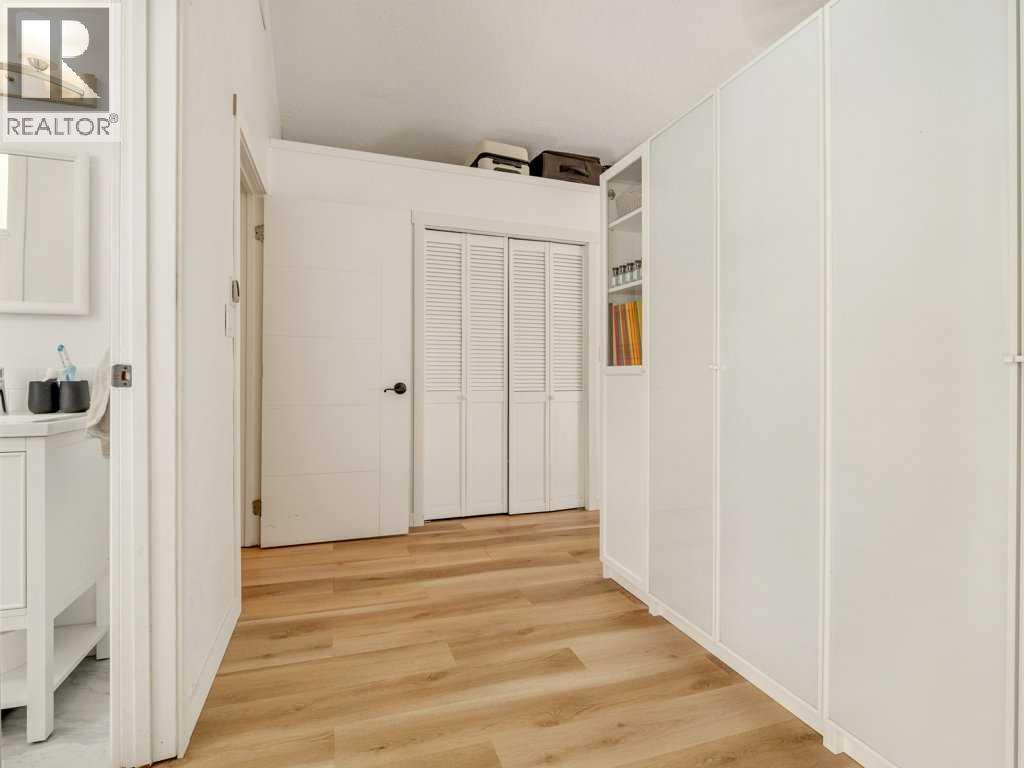 633 7 Street S - Image 30